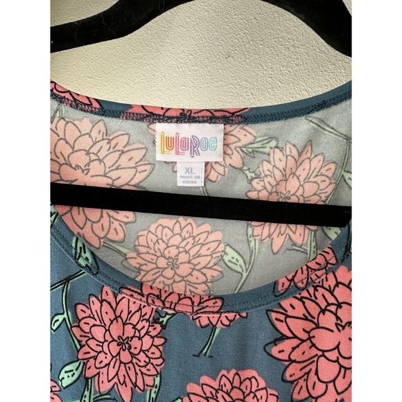 LuLaRoe Irma Women's Floral Short Sleeve Size X-Large - Picture 2 of 3